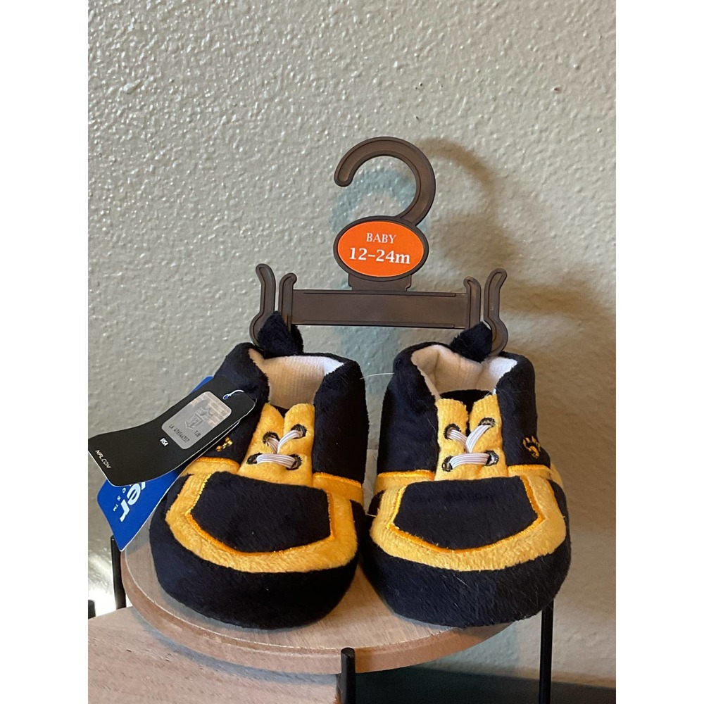 Forever collectible Steelers baby booties 12-24m
